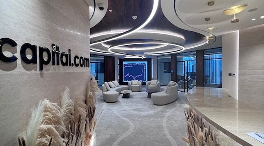 苹果(AAPL.US)准备加大人工智能投资以迎头赶上
